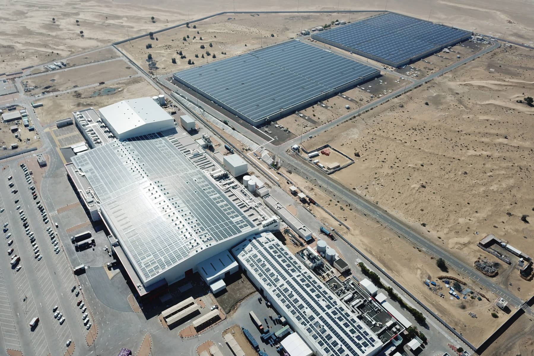 18 MW rooftop solar array at the Mai Dubai water plant
